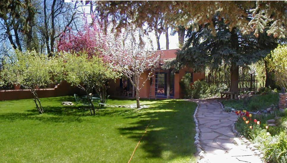 Adobe&Pines Inn Bed&Breakfast Ranchos de Taos Exterior foto